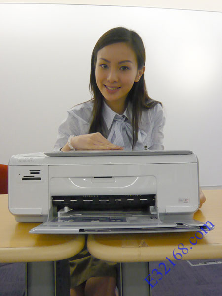 model with HP Photosmart C4345_1